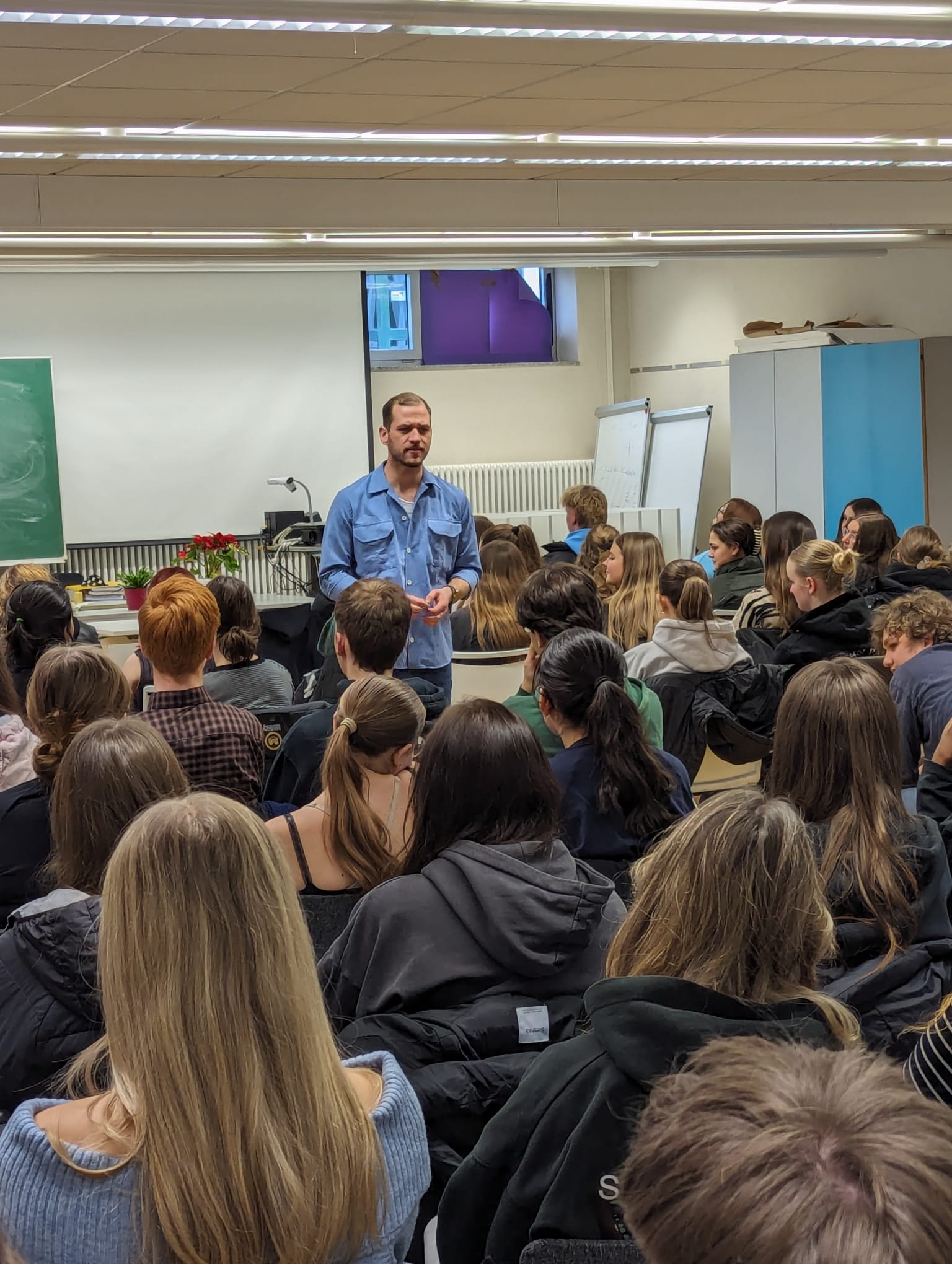 Philosophie-Dozent Timo Greger von der Uni München sprach ethische Aspekte der KI an